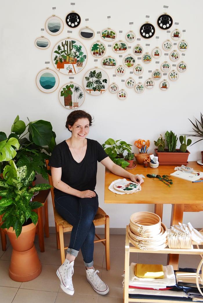 lajoiedesfleurs.fr La brodeuse de plantes maplantemonbonheur.fr, broderie, artiste, plantes, couture, mode, broder, beaux arts, chicago, main verte