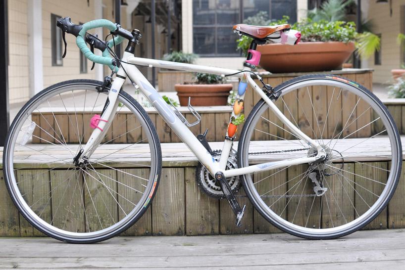 Maplantemonbonheur.fr Un jardin mobile pour votre vélo Maplantemonbonheur.fr accessoire deco velo plante