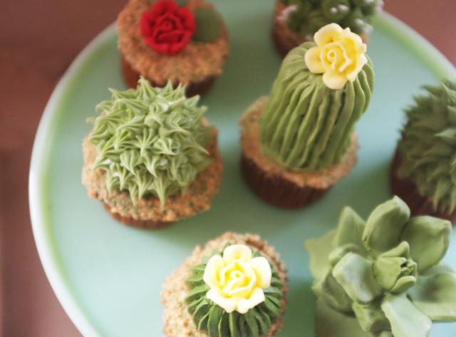 Maplantemonbonheur.fr Des gâteaux plus vrais que nature Thejoyofplants.co.uk Cacti cake recipe