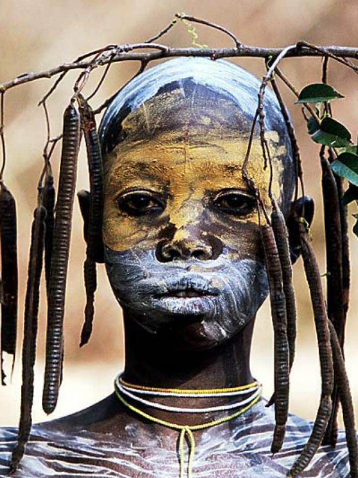 Hans Silvester Surma & Mursi tribe East Africa's Omo Valley Mooiwatplantendoen