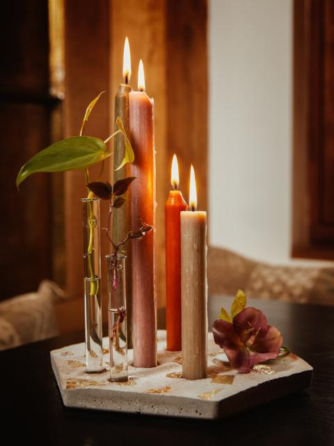DIY: a candle holder with plant cuttings | thejoyofplants.co.uk